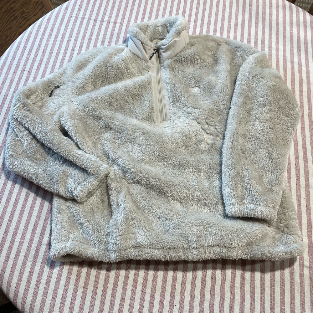 New Balance Cream Fleece Pullover